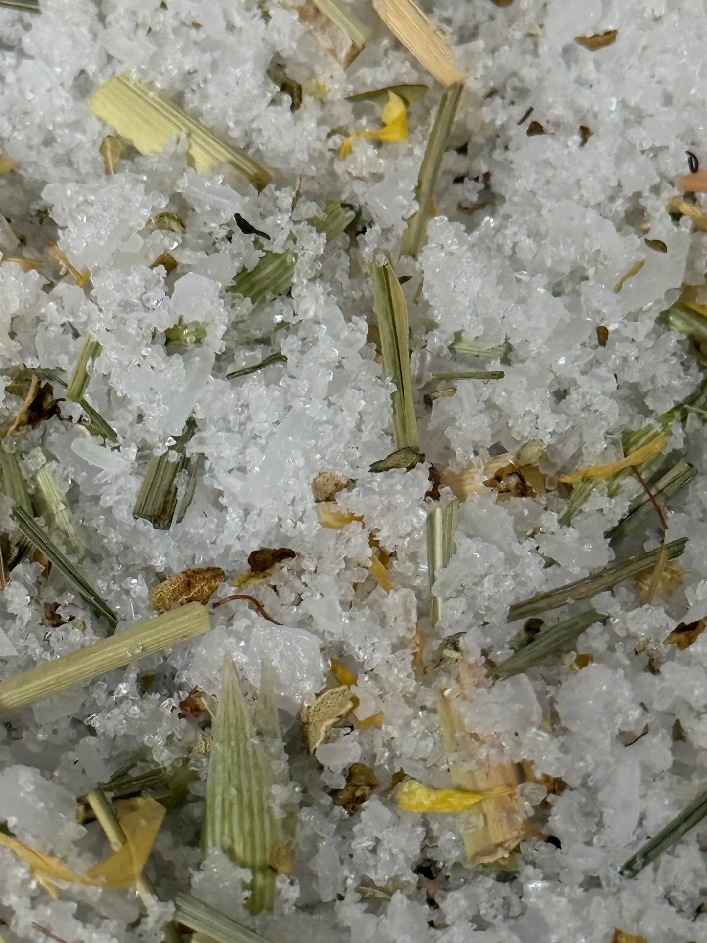 Sweet Basil Leaf + Oat Tops Salt Bath Soak